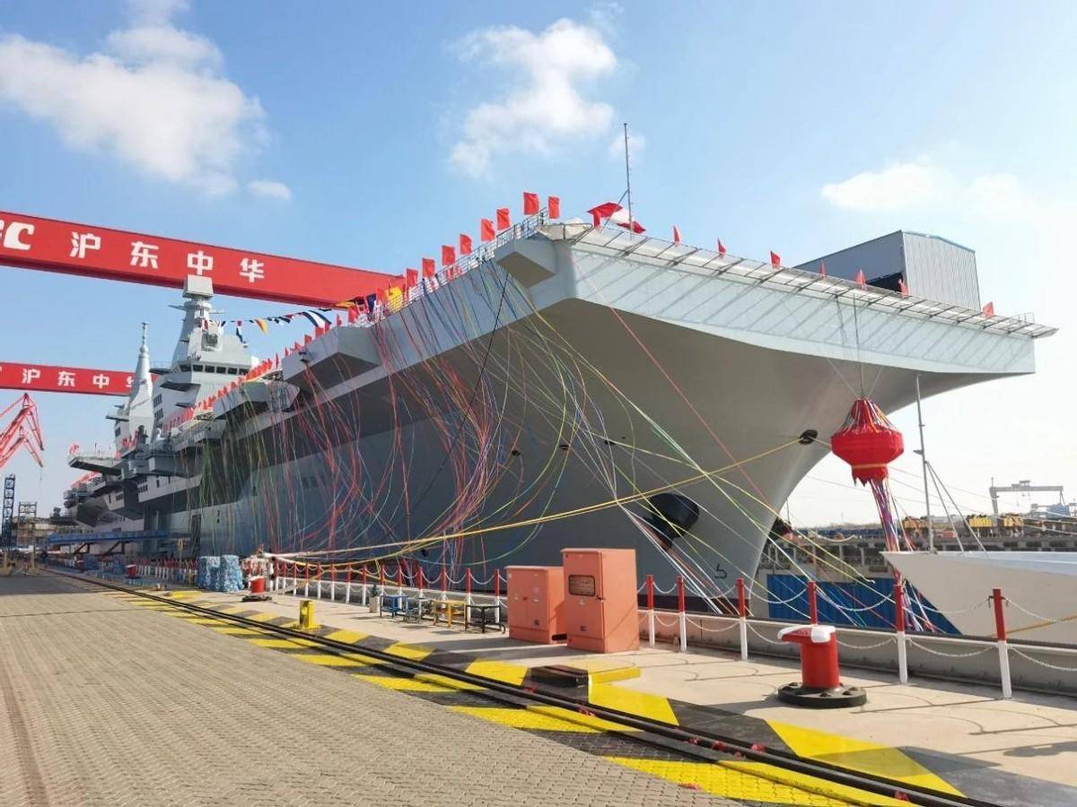 皇冠信用网APP下载_中国一年服役一支法国海军皇冠信用网APP下载，让法军在南海看看，什么叫30万吨外交