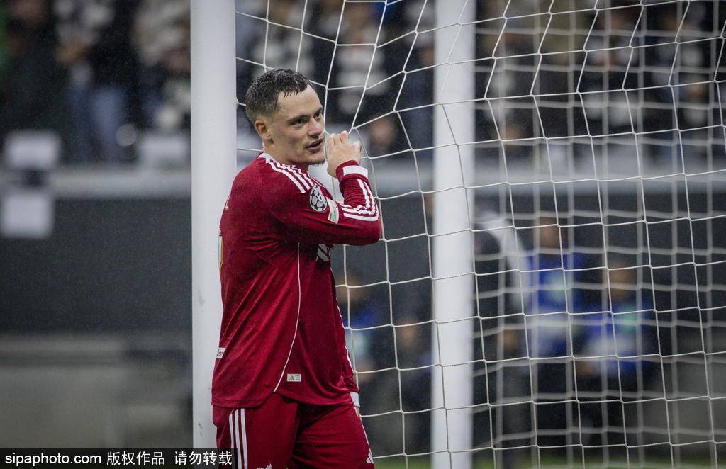 足球私人盘
_深度：斯洛特不狂不炸场 摇滚已死足球私人盘
！利物浦死于不愤怒