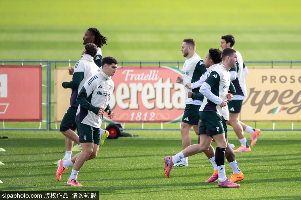 怎么开通皇冠信用开户
_尤文图斯与国米中场的交易风波:洛卡特利与弗拉泰西的互换可能性探讨