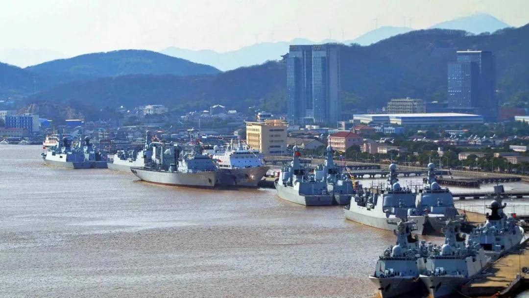 皇冠信用盘在线申请_中国003型航母都要量产了皇冠信用盘在线申请，为啥东海舰队还是没分到航母？