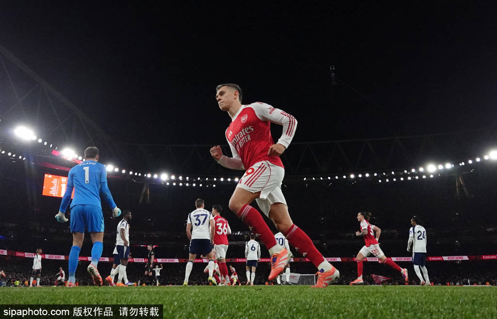 犹他爵士 vs 体斯顿火箭
_特罗萨德领跑阿森纳！4球3助攻展现绝佳状态犹他爵士 vs 体斯顿火箭
，英超赛季最佳表现分析