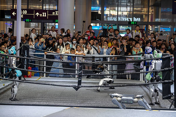 皇冠信用网出租
_澳媒感叹：中国过去试图追赶西方皇冠信用网出租
，现在赶上了，但西方未来可能赶不上中国