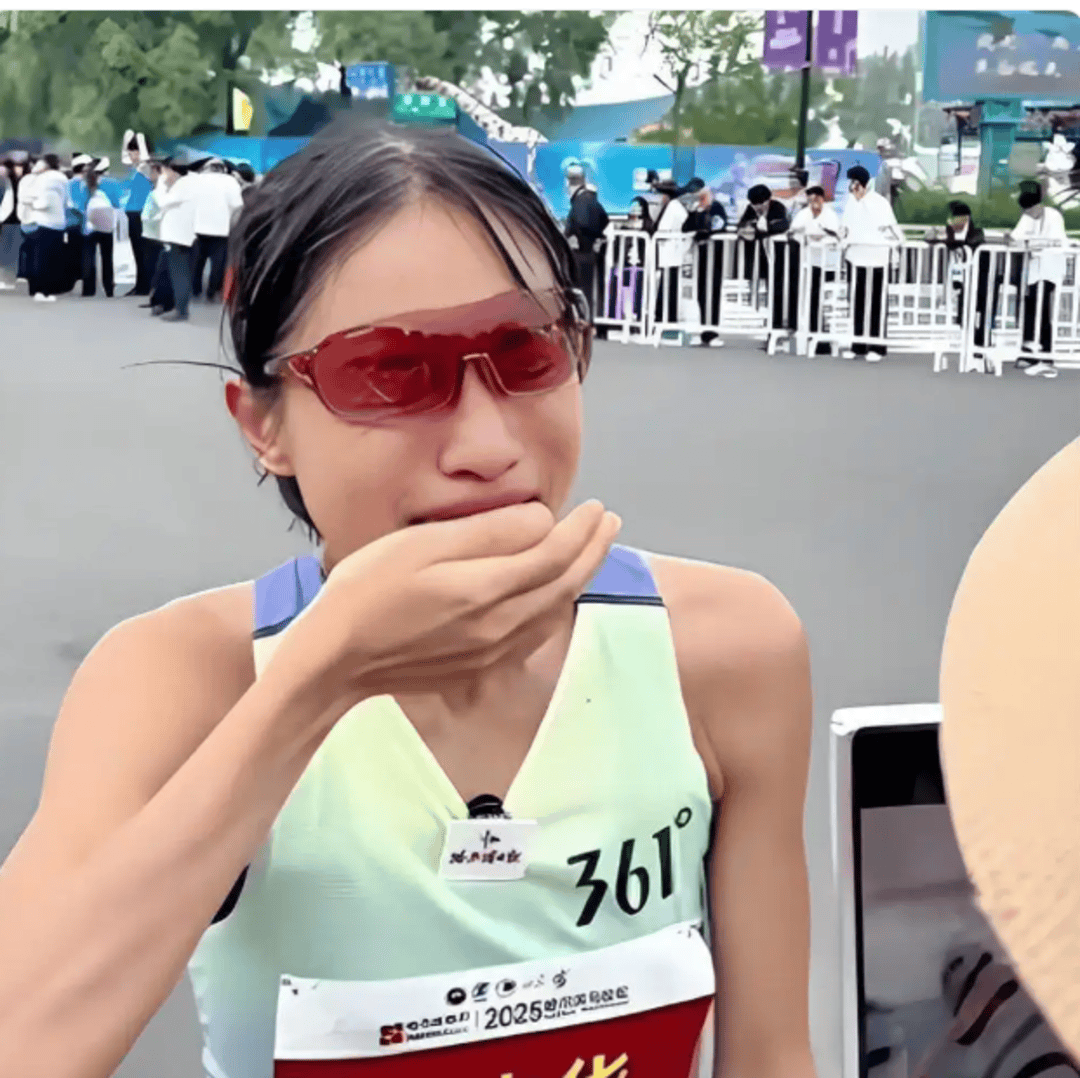 苏格兰足球
_医院回应“最快女护士”违规跑马被处罚：属实苏格兰足球
，警告处分6个月 取消评优