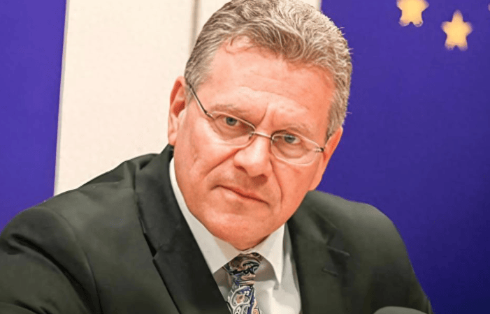 欧洲附加赛B组
_自食恶果？荷兰公开宣布制裁中国欧洲附加赛B组
，各个公司芯片受损，中国的反应令人意想不到！欧洲收到重要信号