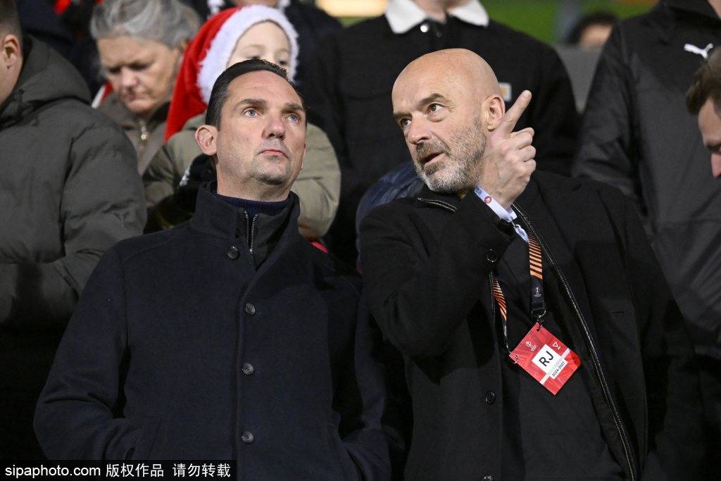 牛津联 vs 斯托克城
_国安新赛季管理架构解读：布罗萨默与王长庆的角色定位