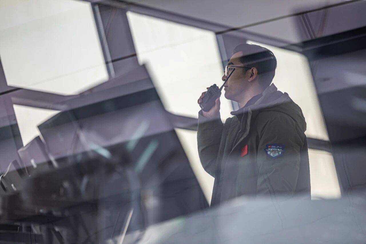 皇冠信用網出租足球
_重大突破皇冠信用網出租足球
!彩虹-7高空高速隐身无人机成功首飞