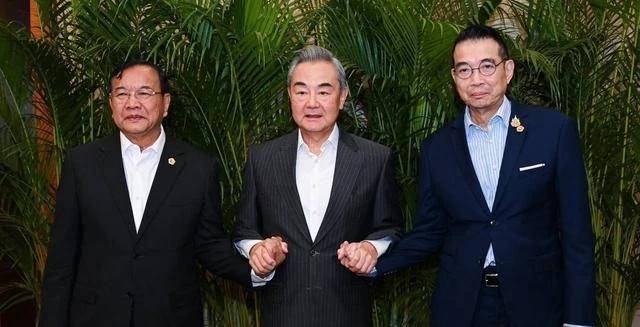 hga030账号_泰国缴获柬埔寨中式武器后hga030账号，找中国使馆兴师问罪，我方有言在先！