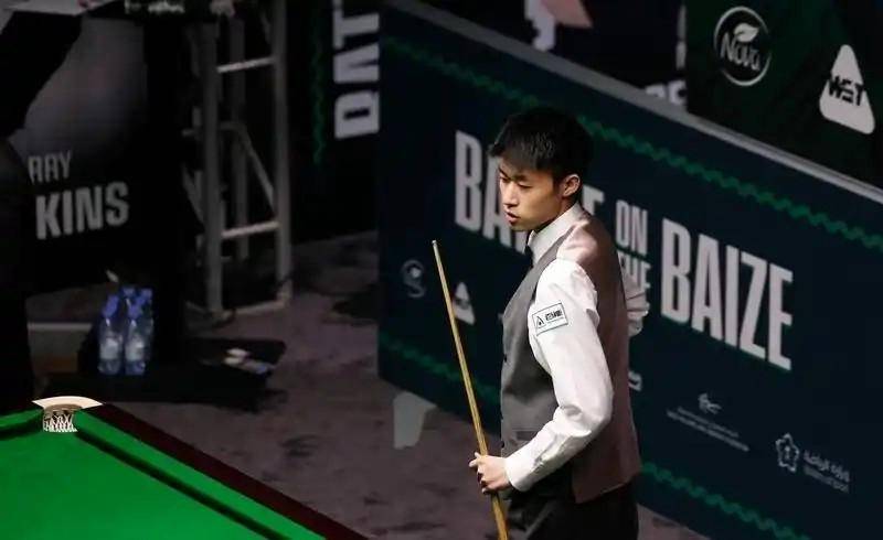 大阪飞脚vs 浦和红钻
_斯诺克苏格兰公开赛|常冰玉终结塞尔比疯狂12连胜