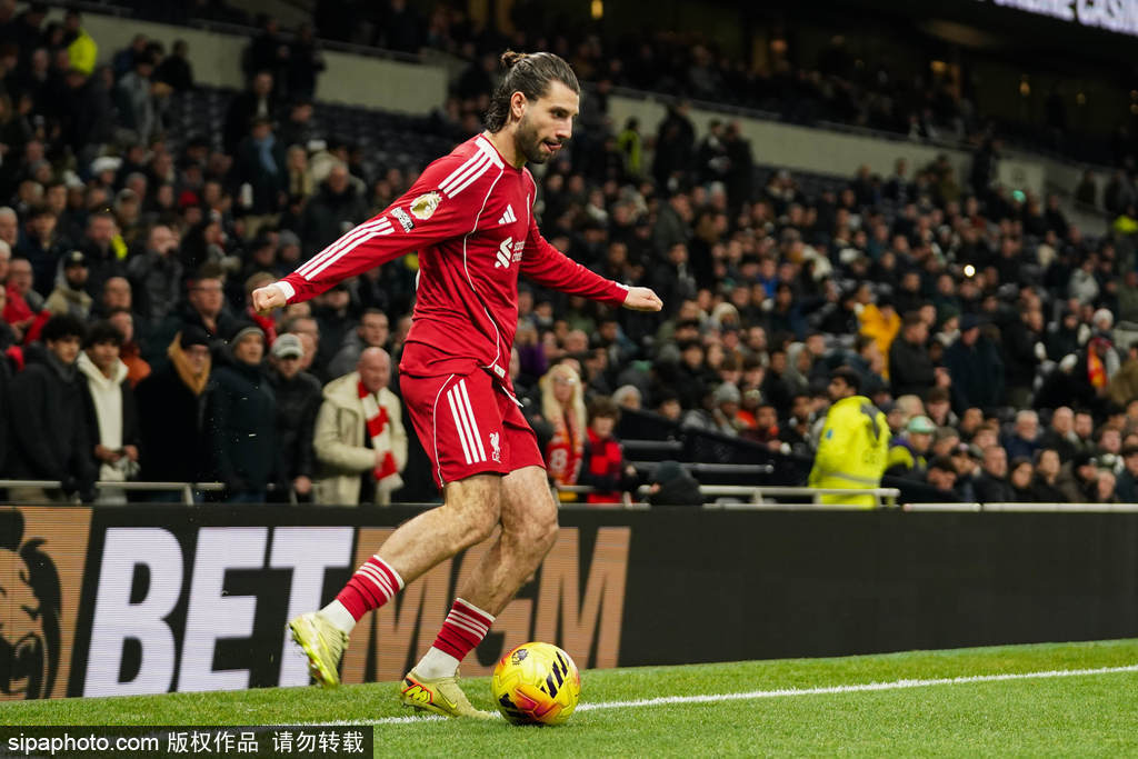 皇冠密码找回
_观战台:曼联恶战纽卡+切尔西火拼维拉 曼城冲八连胜