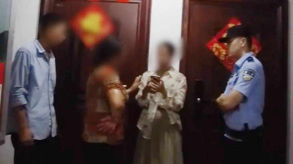 皇冠信用网开户_广西女子捡到手机藏了4个月皇冠信用网开户，失主通过Wi-Fi定位找上门