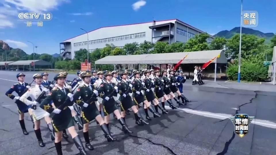 法国甲组联赛 
_倒计时10天法国甲组联赛 
！这些大国重器即将亮相九三阅兵