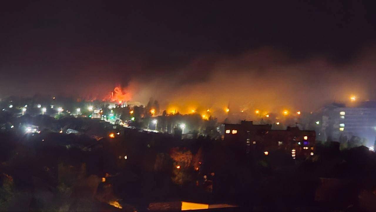 瑞士超级联赛
_报复不隔夜！乌刚偷袭俄炼油厂瑞士超级联赛
，不到24小时，基辅腾起火红蘑菇云