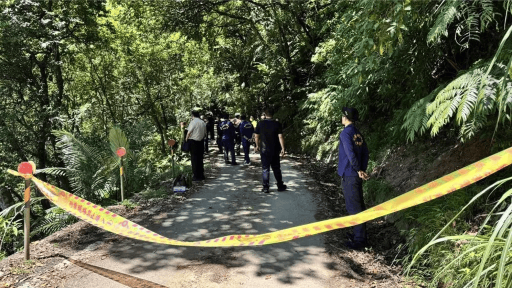 皇冠信用登2代理
_17岁少年遭好友虐杀弃尸! 当地警方: 9人落网,含1名现役海军中士