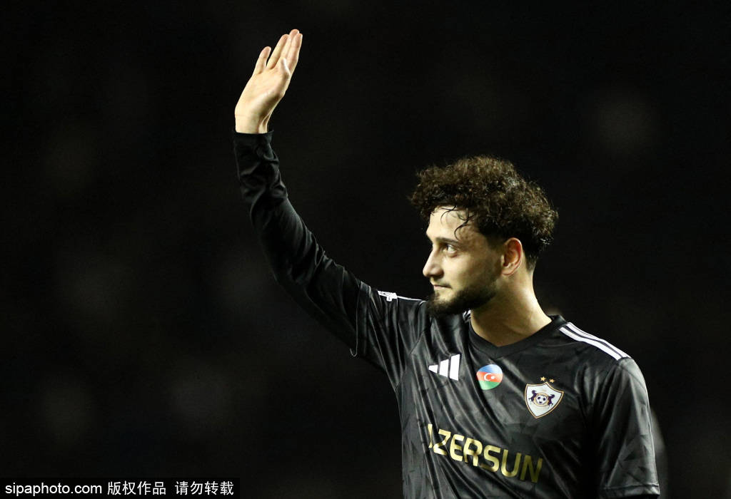 皇冠信用盘APP下载
_越战越勇!21岁加纳乔4620万加盟蓝军皇冠信用盘APP下载
,006后近4场造4球本场9.7分