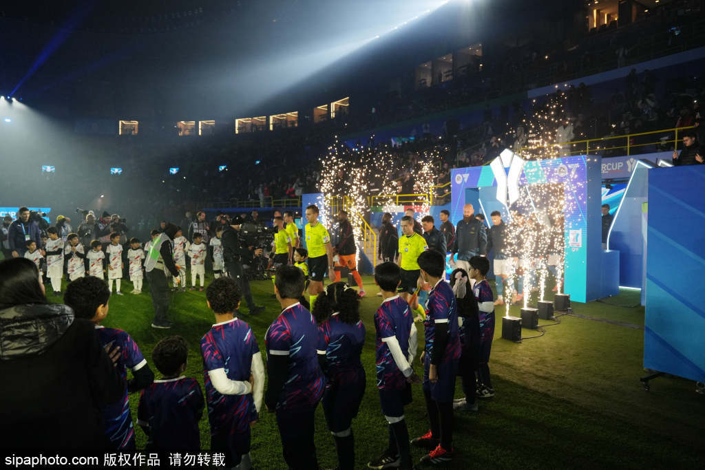 世界杯2026
_米体:若恩昆库离队世界杯2026
,米兰替代人选包括马特塔、努涅斯、热苏斯等