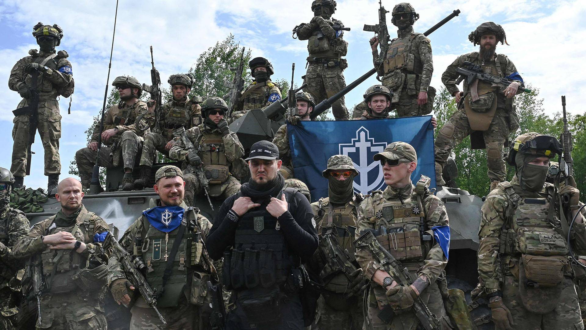 斯洛伐克 v 德国
_俄军炸死六条大鱼!炸死俄叛军总司令斯洛伐克 v 德国
,炸死两名中国香港籍雇佣兵