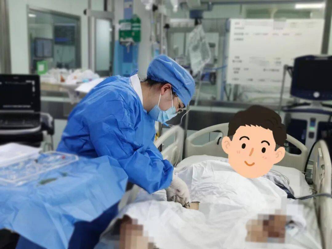 欧冠赛程
_男子回到家又热又渴欧冠赛程
,随手拿起桌上的“矿泉水”一饮而尽险丧命,妻子急坏:是我刚调配的农药